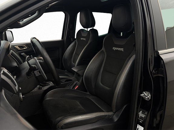 Ford Ranger Raptor 14 of 30