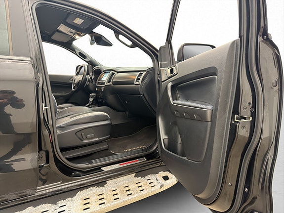 Ford Ranger Raptor 28 of 30