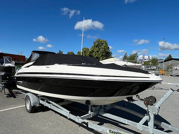 Larson LX710 + Mercruiser 3.0 MPI 135 hk -2011 1 ägare 2 of 5
