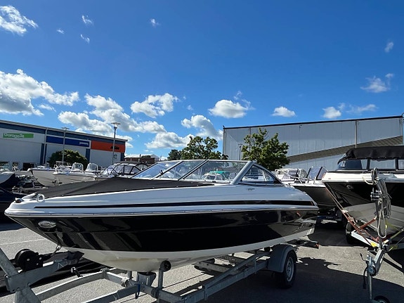 Larson LX710 + Mercruiser 3.0 MPI 135 hk -2011 1 ägare 5 of 5