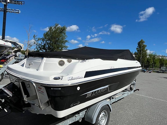 Larson LX710 + Mercruiser 3.0 MPI 135 hk -2011 1 ägare 3 of 5