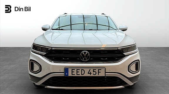 Volkswagen T-Roc 4 of 5