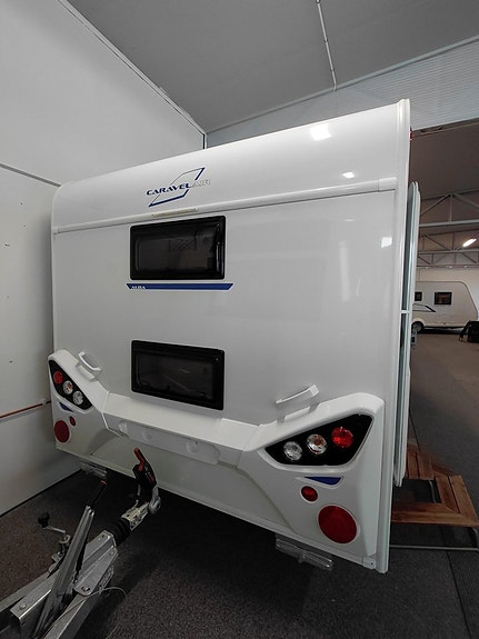 Caravelair Alba 466 Family 3 of 18
