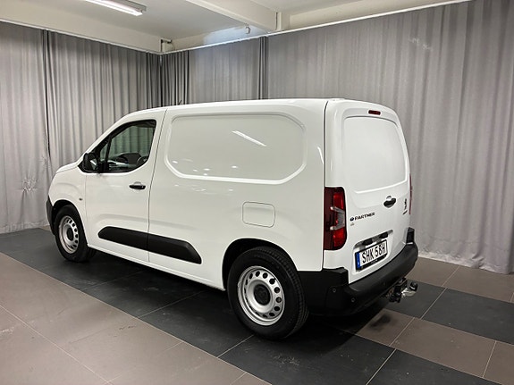 Peugeot e-Partner 4 of 5