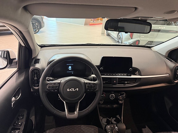 Kia Picanto 5 of 7