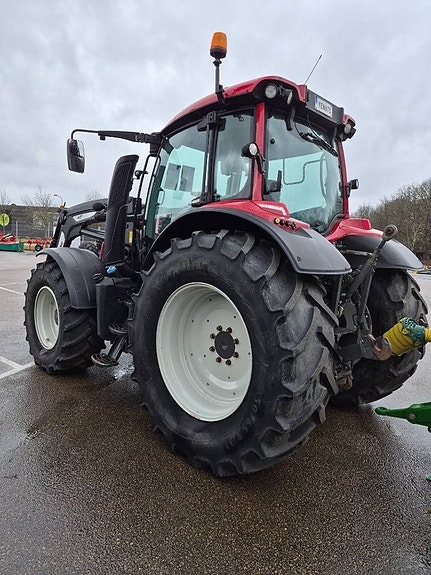 Valtra N 174 A VERSU 8 of 12