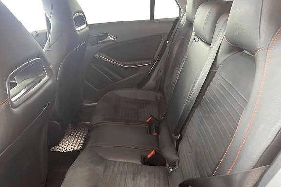 Mercedes-Benz CLA200 d 10 of 11