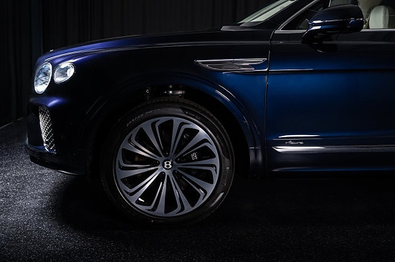 Bentley Bentayga 5 of 5