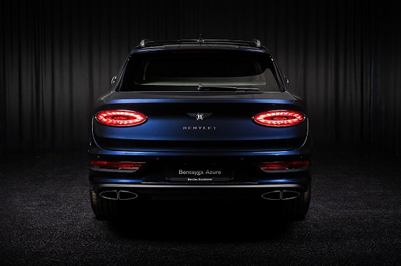 Bentley Bentayga 10 of 23