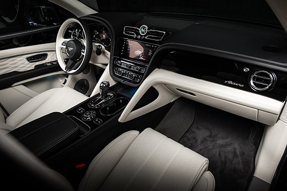 Bentley Bentayga 17 of 23