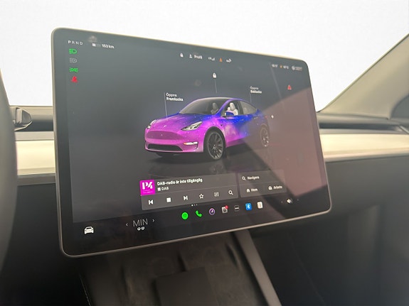 Tesla Model Y 20 of 30