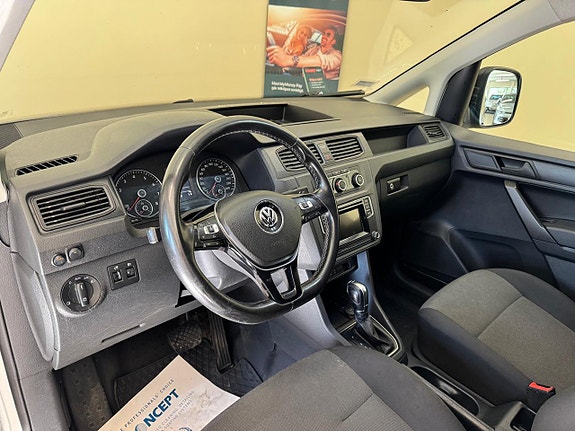 Volkswagen Caddy Maxi 6 of 8