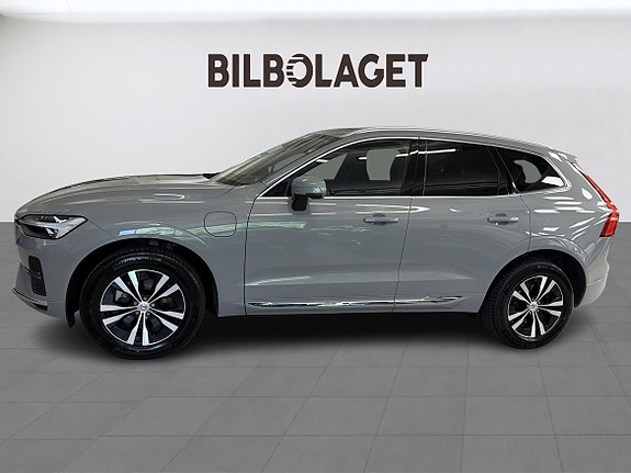 Volvo XC60 2 of 5