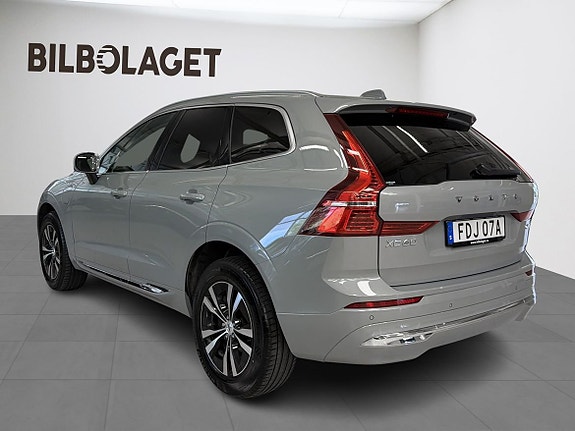 Volvo XC60 3 of 5