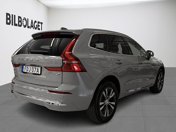 Volvo XC60 4 of 5