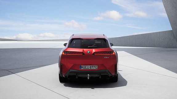 BMW iX3 10 of 11