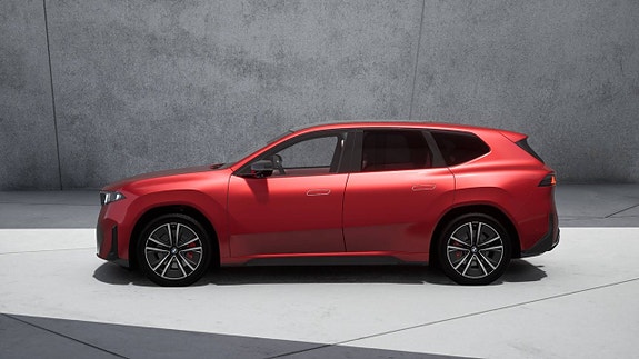 BMW iX3 3 of 5
