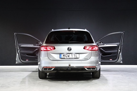 Volkswagen Passat 7 of 21