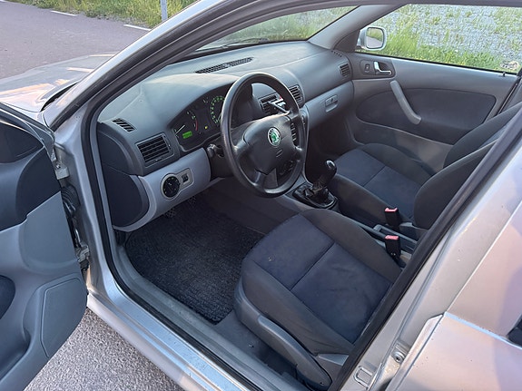 Skoda Octavia 5 of 5