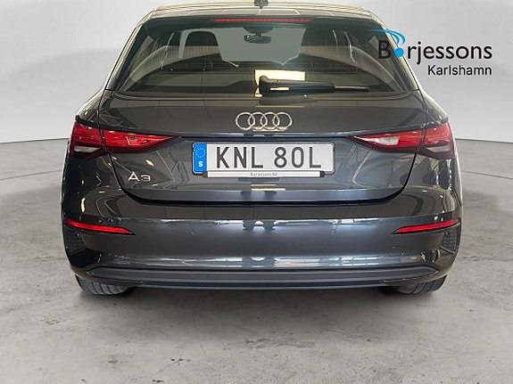 Audi A3 4 of 11