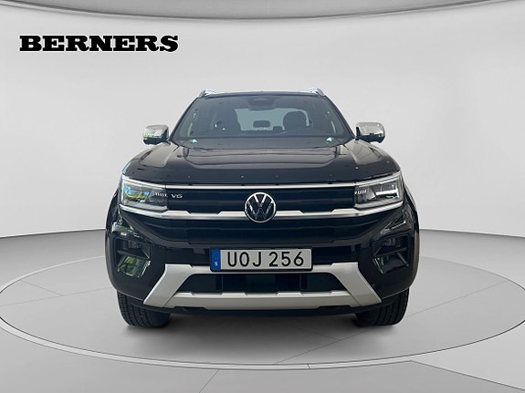 Volkswagen Amarok 8 of 16