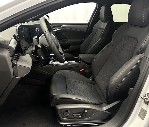 Audi A6 7 of 14