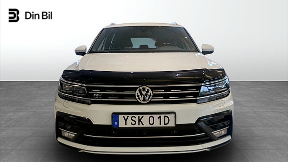 Volkswagen Tiguan Allspace 4 of 5