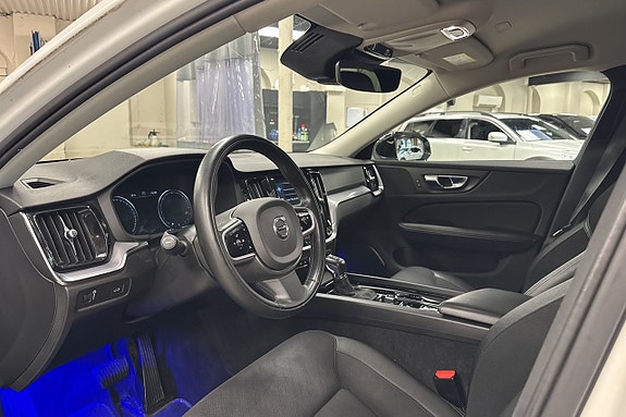 Volvo V60 5 of 5
