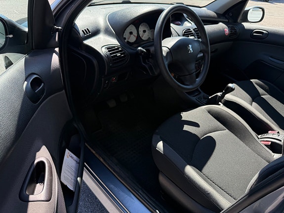 Peugeot 206 7 of 8