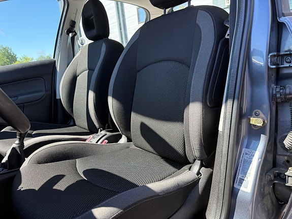 Peugeot 206 8 of 8