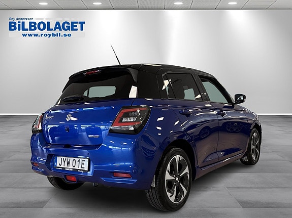 Suzuki Swift 3 of 5