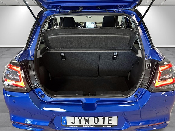 Suzuki Swift 11 of 12
