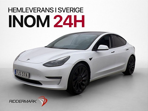 Tesla Model 3 4 of 5