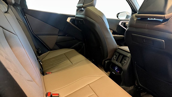 BMW X3 5 of 5