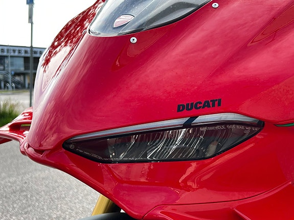 Ducati Panigale V4S Endast 166 mil 7 of 8
