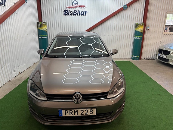 Volkswagen Golf-Serie 4 of 15