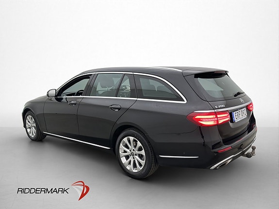 Mercedes-Benz E200 5 of 5