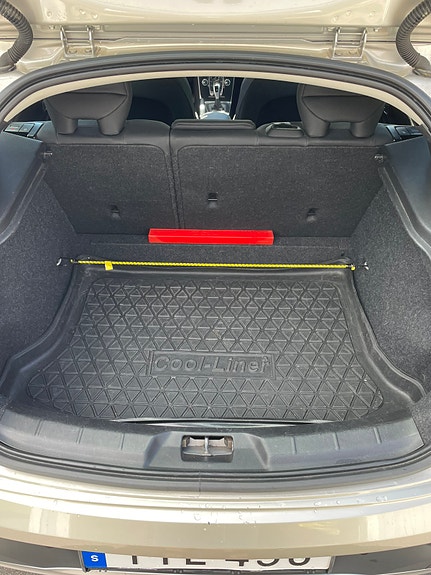 Volvo V40 Cross Country 8 of 8