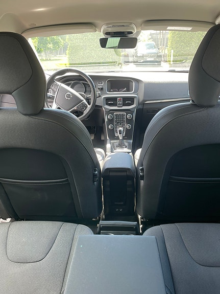 Volvo V40 Cross Country 6 of 8