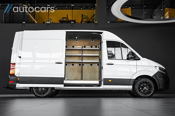 Volkswagen Crafter 2 of 5