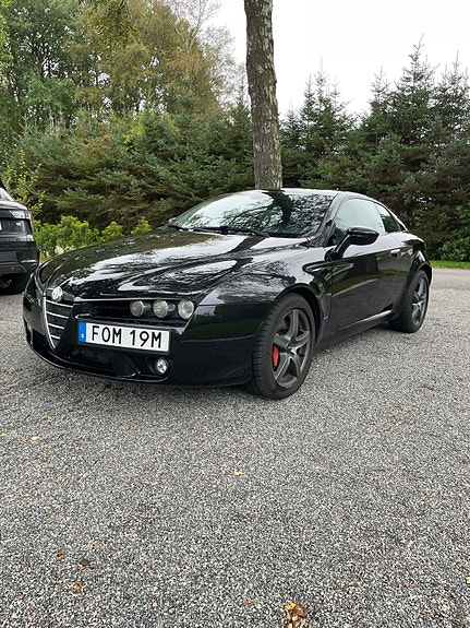 Alfa Romeo Brera 4 of 12