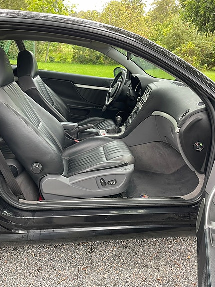 Alfa Romeo Brera 8 of 12