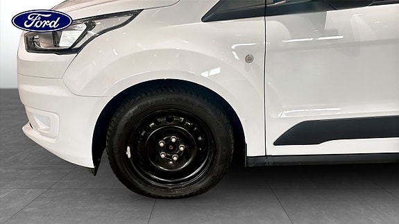 Ford Transit 9 of 12