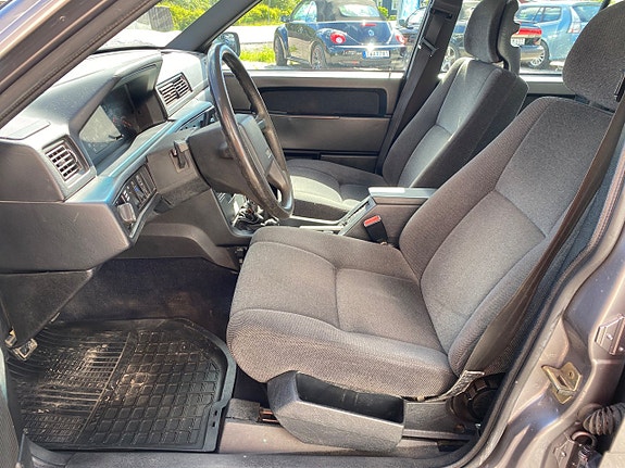 Volvo 940 4 of 19