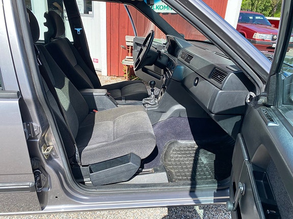 Volvo 940 15 of 19