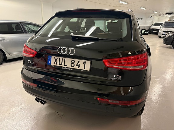 Audi Q3 4 of 5