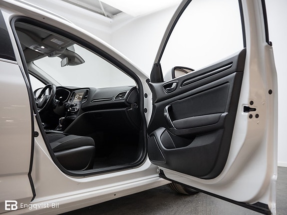 Renault Megane 28 of 30