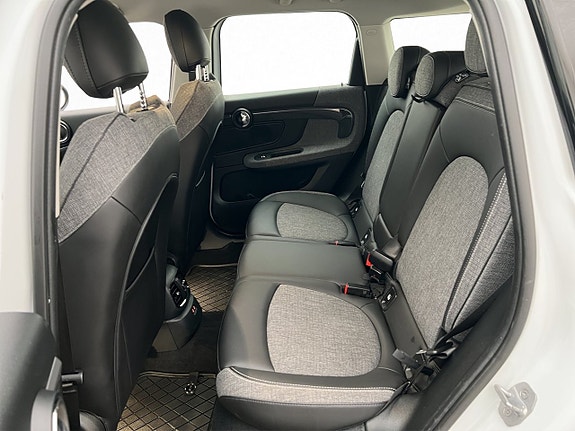 MINI Countryman SE 25 of 30