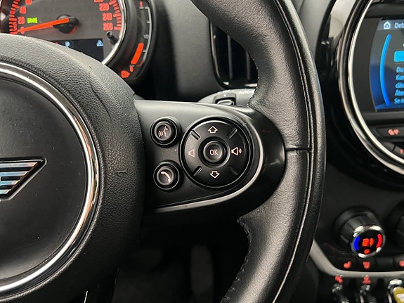 MINI Countryman SE 15 of 30