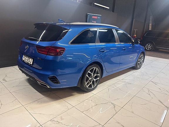 Kia Ceed 3 of 11